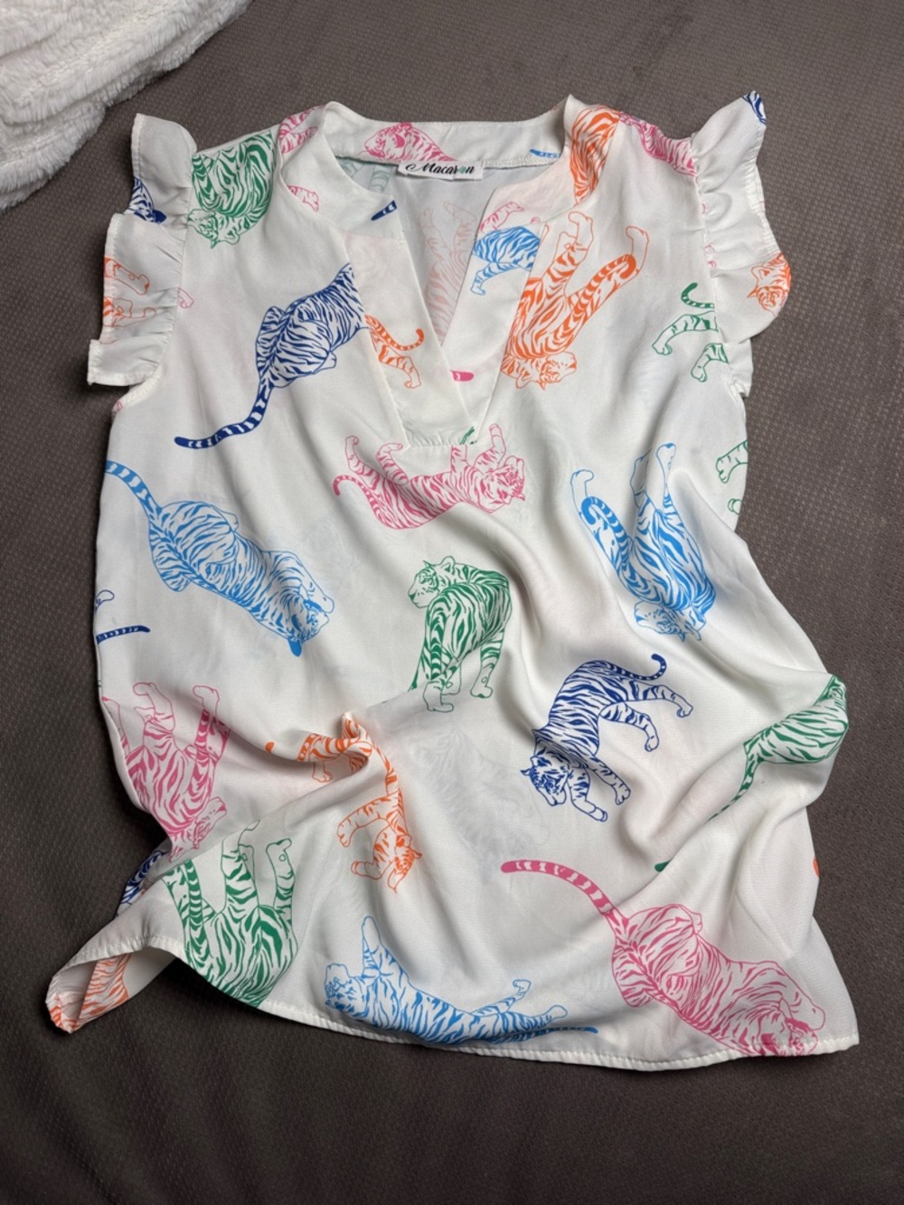 MACARON Multicolor Tiger Print Ruffle Sleeve Blouse